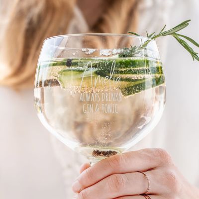 Personalised gin glass with text