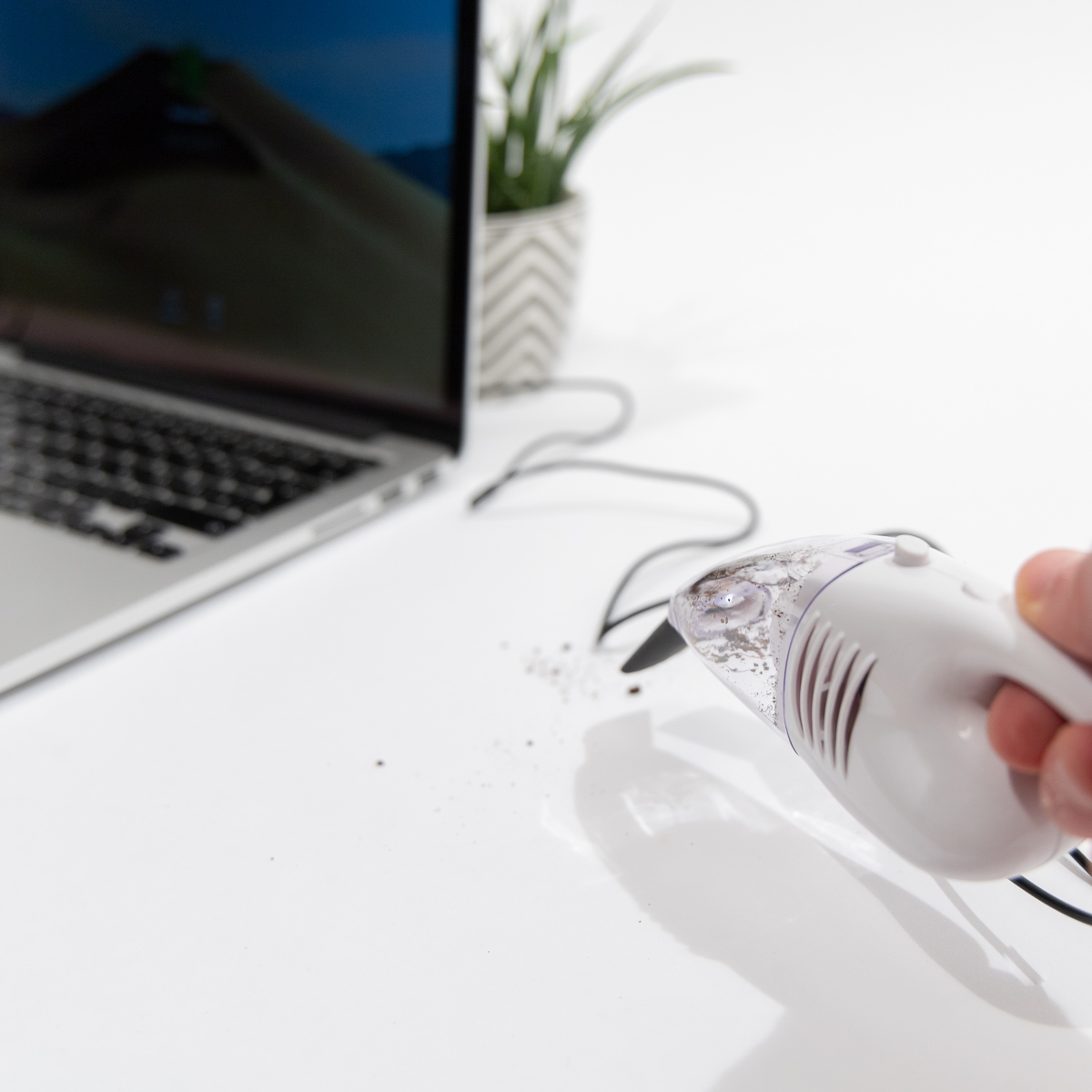 World's Smallest Vacuum Cleaner FIREBOX®