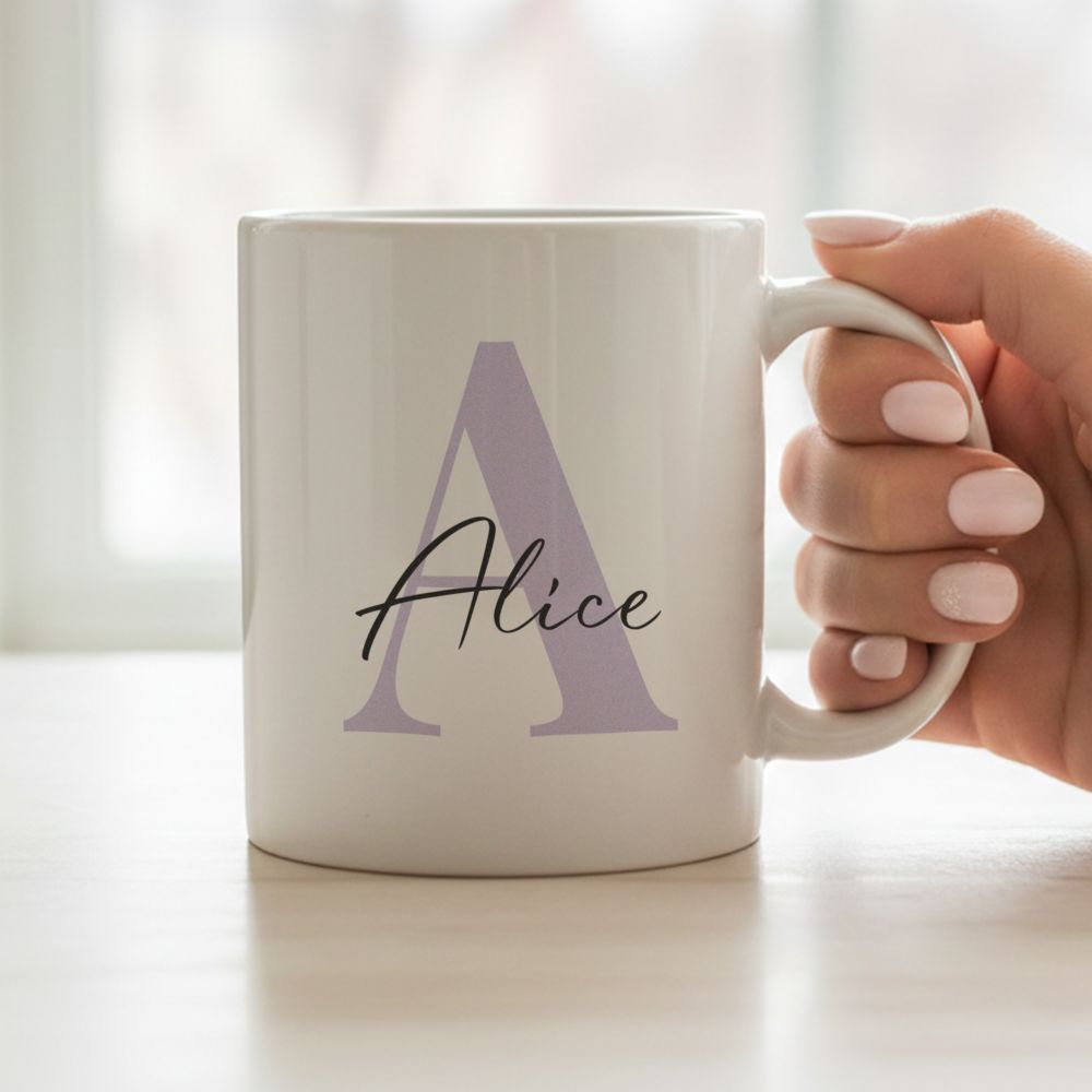 Personalisierbare Tasse mit Monogramm