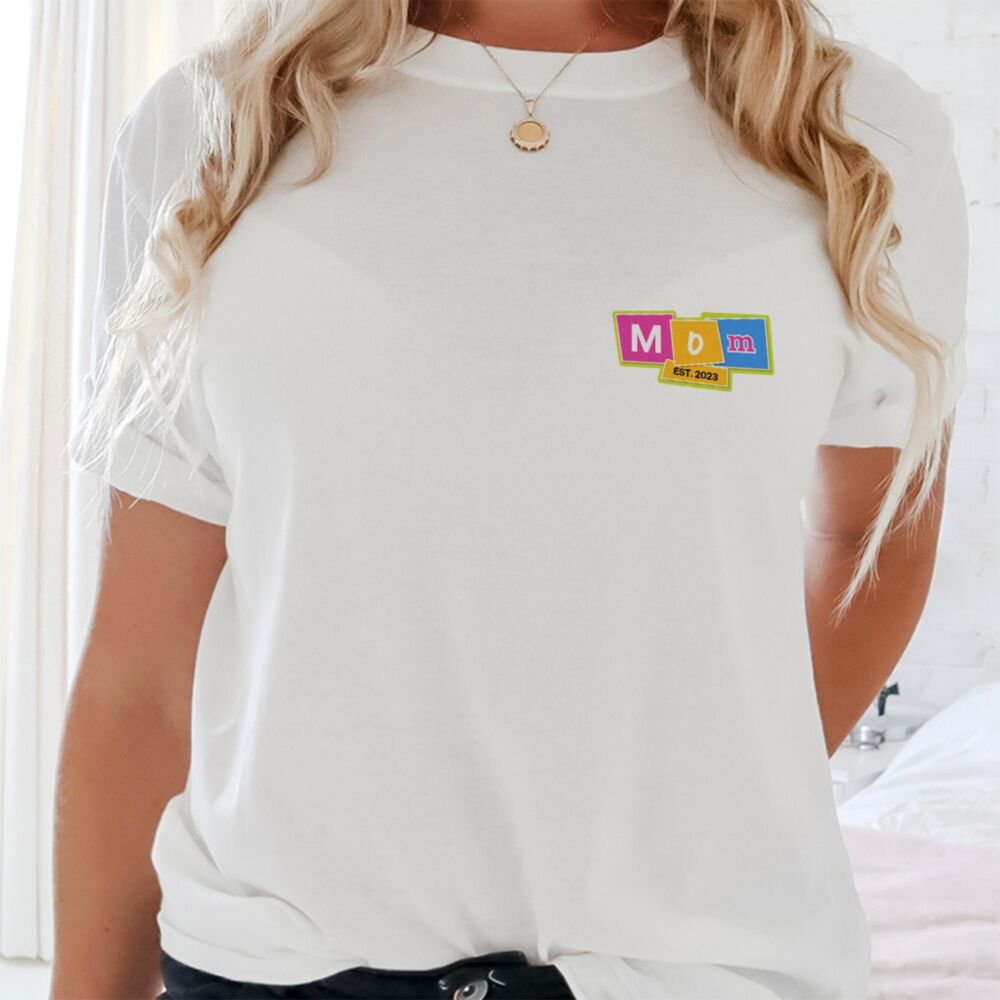 Personalised Mama T-Shirt with Memphis Design