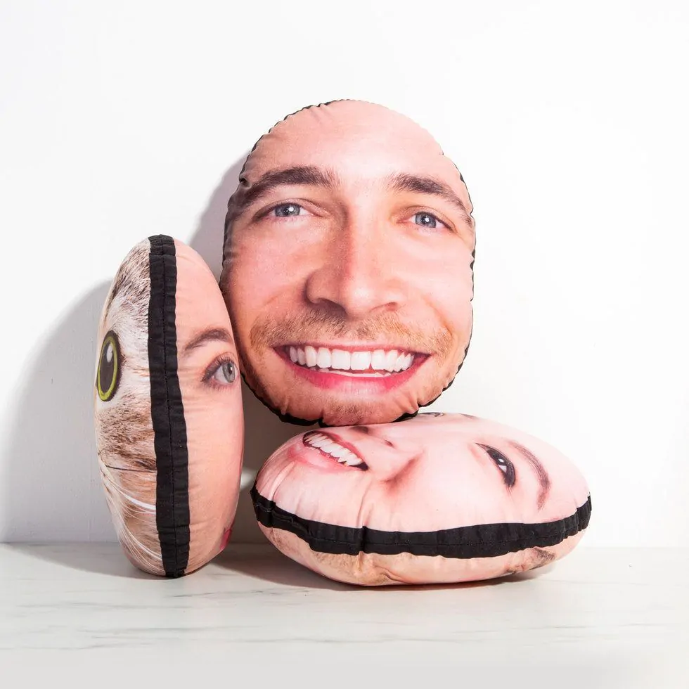 Personalised face outlet pillow