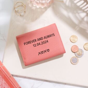 Personalised Wallet with Text and Symbol
