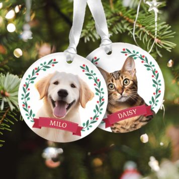 Personalised Pet Tree Decorations with Wreath - Design