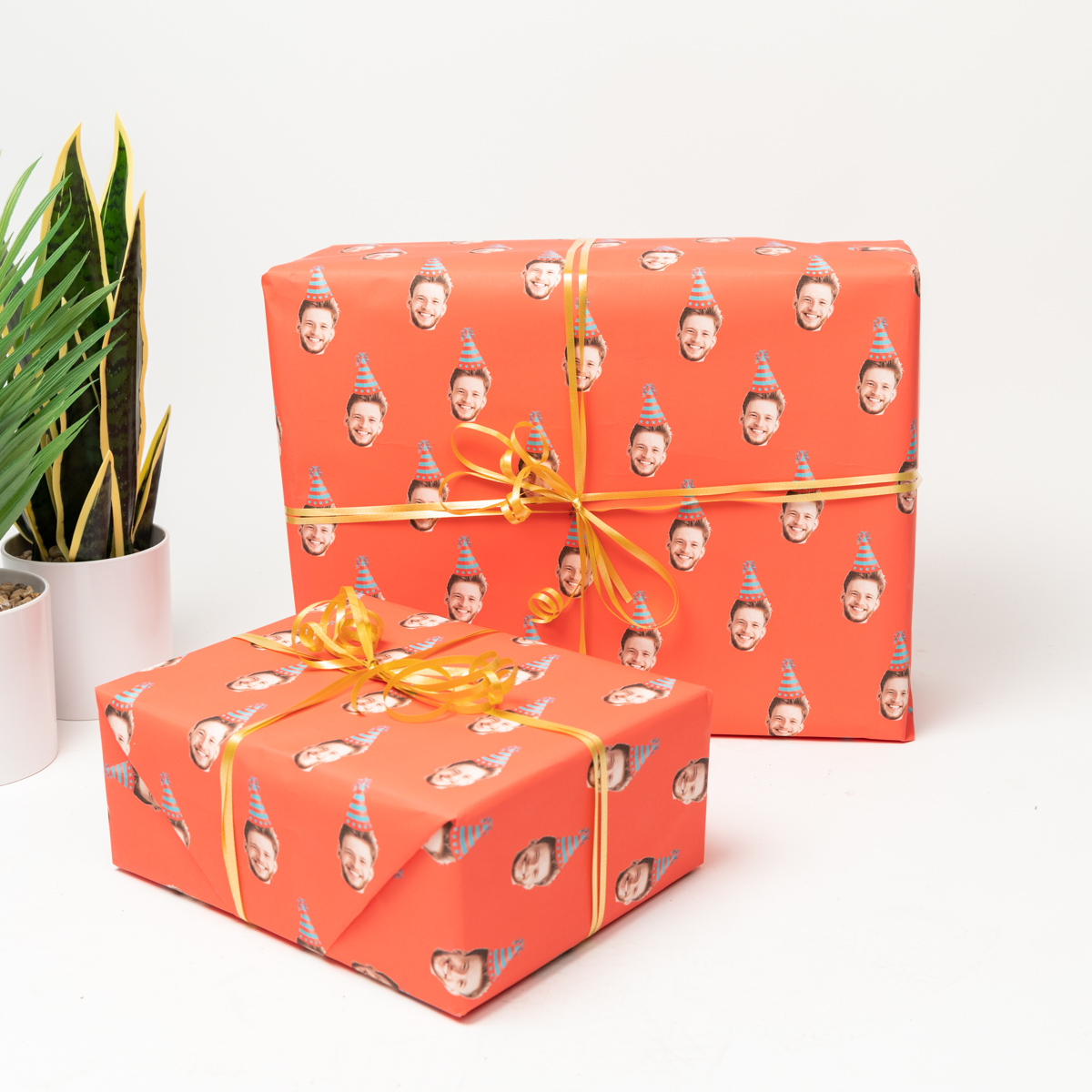 Personalised Wrapping Paper: Face with Party Hat