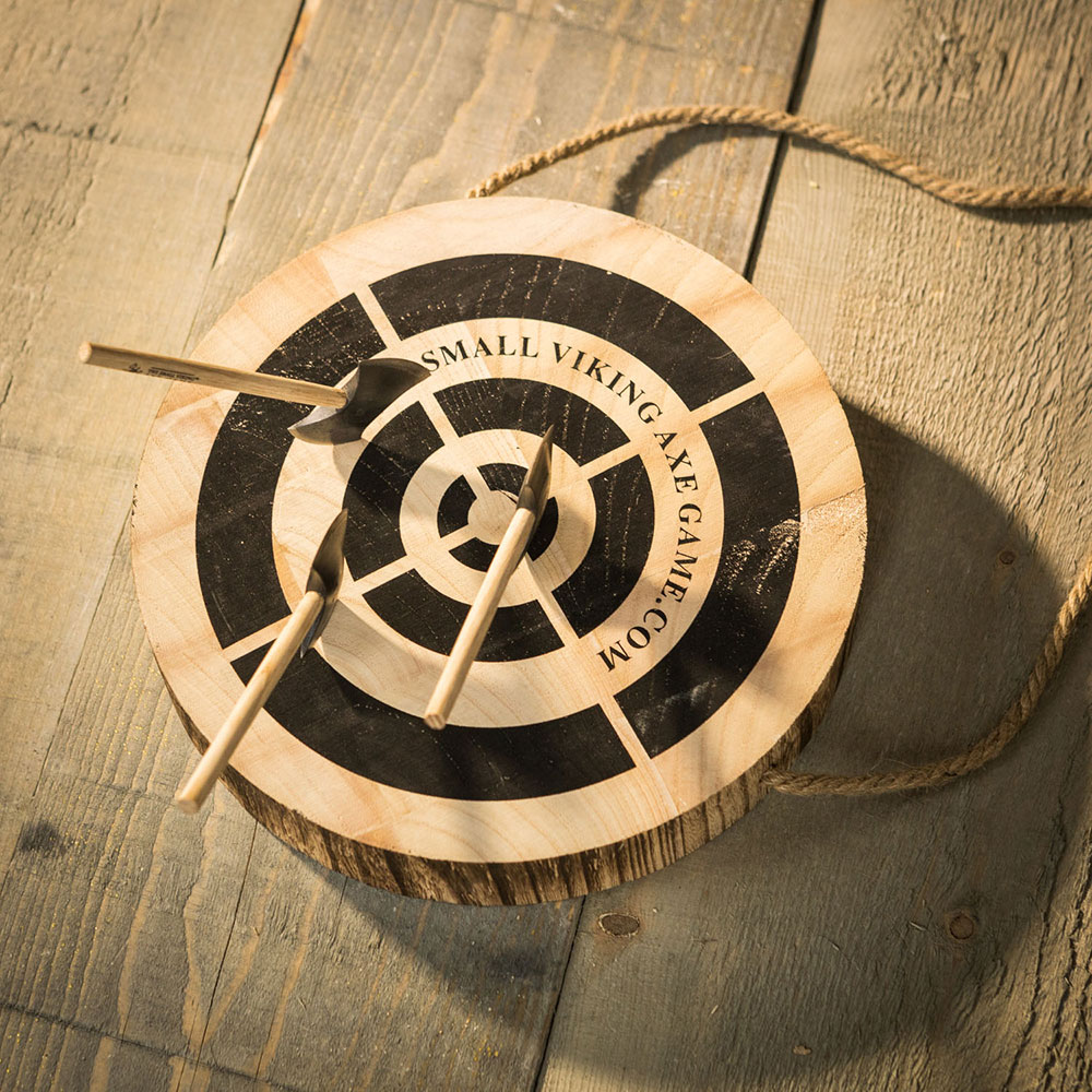 The Small Viking Axe Throwing Game
